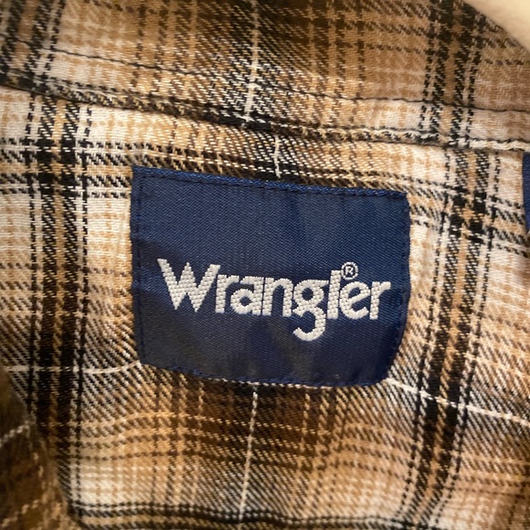 Wrangler Vintage Neutral Color Plaid Pearl Snap Long Sleeve Western Shirt - Picture 5 of 9